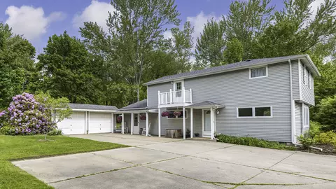4620 Sterrettania Rd, Erie, PA 16506