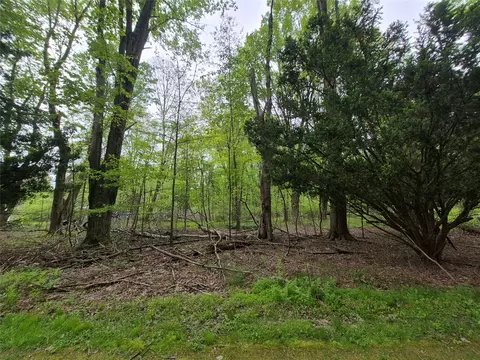 Emerson Avenue, Jamestown, PA 16134