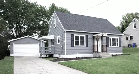 4211 Carney Ave, Erie, PA 16510