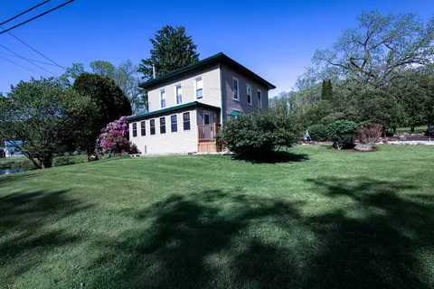 9208 S Lake Rd, Espyville, PA 16424