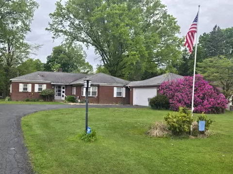 964 Leslie Rd, Meadville, PA 16335