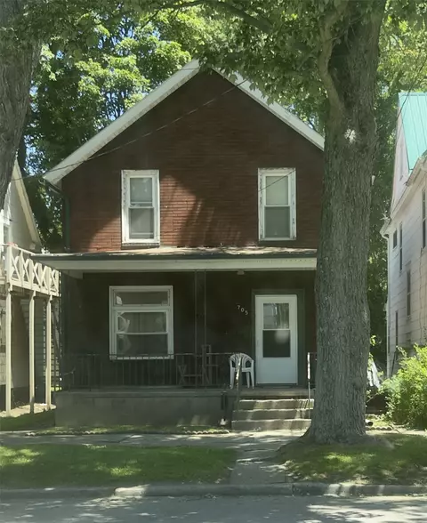 705 Liberty St, Erie, PA 16502