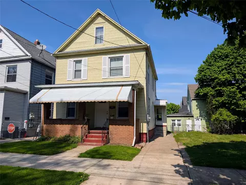 125 Parade St, Erie, PA 16507