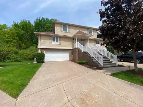 6123 Glen Eagles Dr, Erie, PA 16509