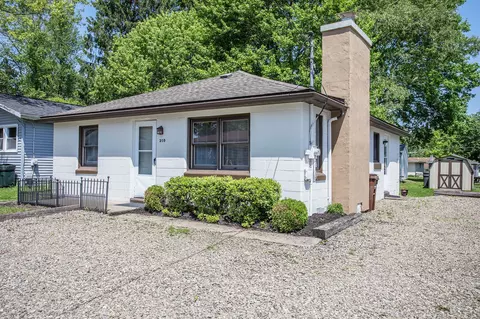 210 Walnut St, Edinboro, PA 16412