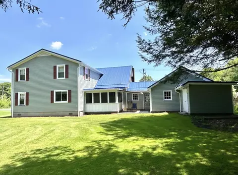 Exterior - 549 Wayne St, Corry, PA 16407 photo 6 of 11