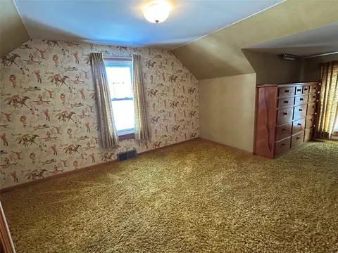 Bedroom - 549 Wayne St, Corry, PA 16407 photo 3 of 5