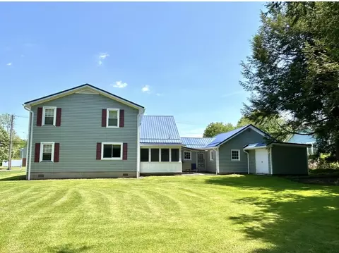 Exterior - 549 Wayne St, Corry, PA 16407 photo 3 of 11