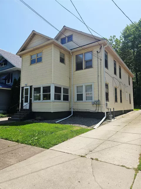 305-307 Gridley Ave, Erie, PA 16509