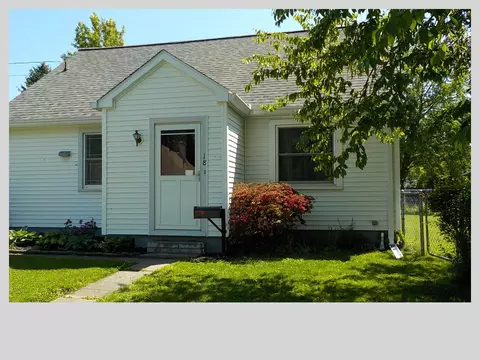 18 West St, North East, PA 16428