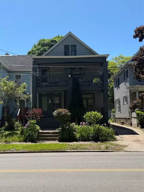1347 W 8th St, Erie, PA 16502
