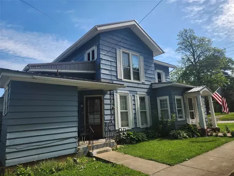5 W Pearl St, Albion, PA 16401