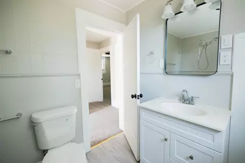 Bath - 144 Wright St, Corry, PA 16407 photo 4 of 4