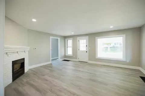 Living - 144 Wright St, Corry, PA 16407 photo 3 of 5