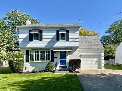 445 E 36th St, Erie, PA 16504