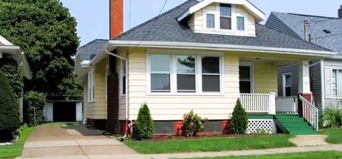 450 E 33rd St, Erie, PA 16504