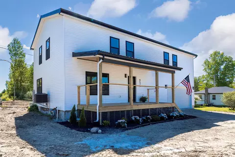 8579 Grubb Rd, Mckean, PA 16426
