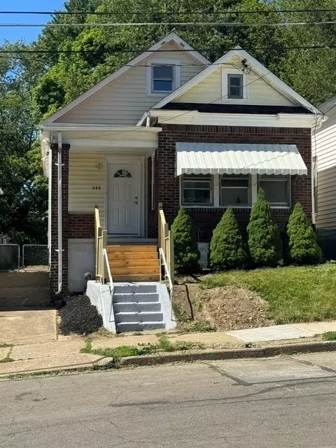 242 E 32 St, Erie, PA 16504