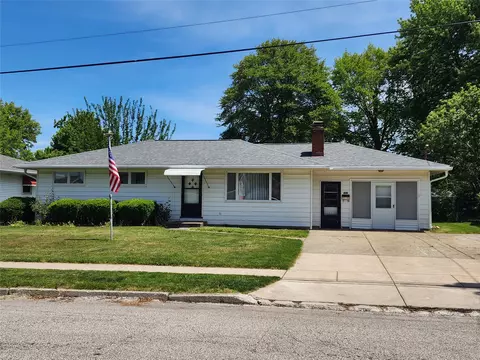 835 Burkhart Ave, Erie, PA 16511