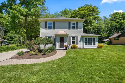 301 Glenruadh Ave, Erie, PA 16505