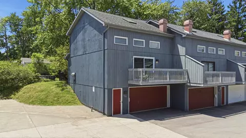 3808 Lancaster Rd, Erie, PA 16506