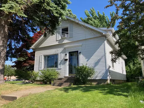 363 E 38th St, Erie, PA 16504