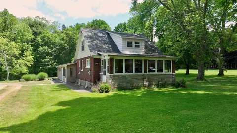 7461 Daggett Rd, Girard, PA 16417