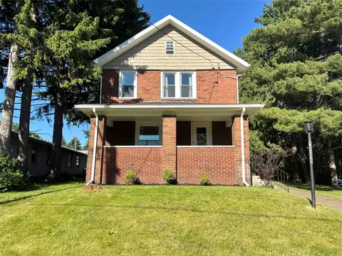 2506 Loveland Ave, Millcreek, PA 16506