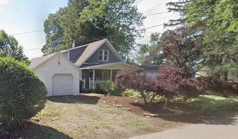 5005 Richmond St, Erie, PA 16509