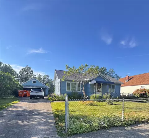 2110 Fairmont Pkwy, Erie, PA 16510
