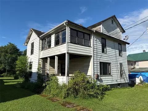 58 Atlantic St, Union City, PA 16438