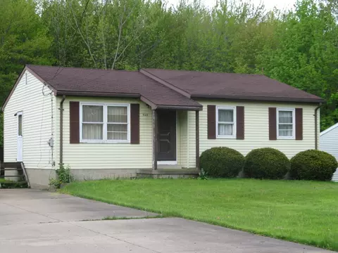 908 Walbridge Rd, Erie, PA 16511