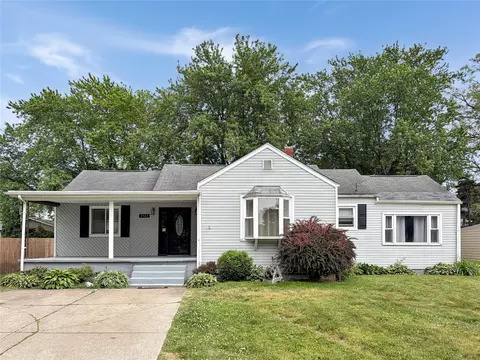 2565 W 24th St, Erie, PA 16506