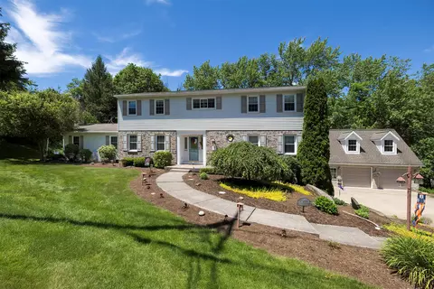 326 W Arlington Rd, Erie, PA 16509