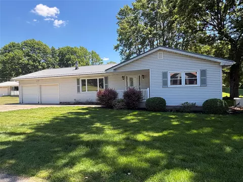 2403 Wager Rd, Erie, PA 16509