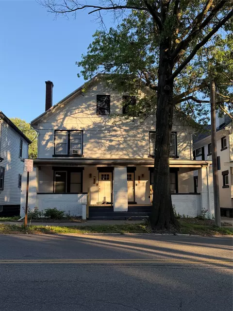 253 W 26th St, Erie, PA 16508