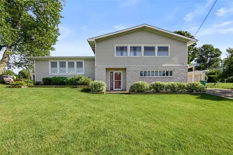 3533 Ridge Pkwy, Erie, PA 16510
