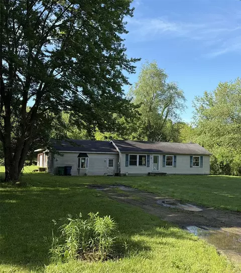 3620 N Creek Rd, Girard, PA 16417