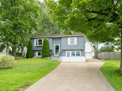 3333 W 39th St, Erie, PA 16506