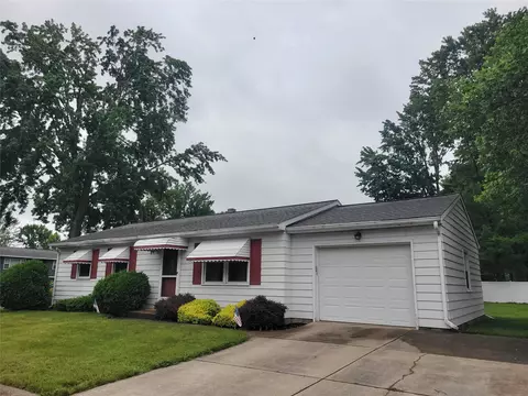 2831 Presta Ct, Erie, PA 16506