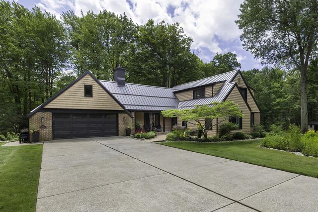 6011 Bridlewood Dr, Fairview, PA 16415