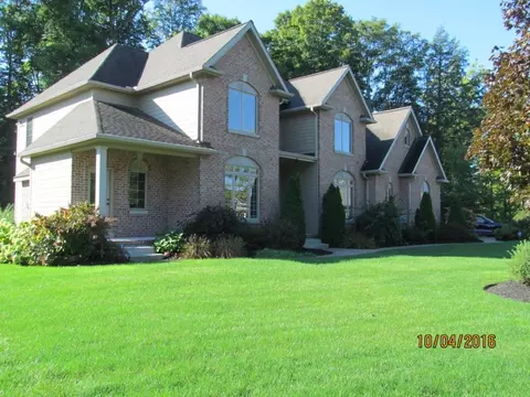 4891 Equestrian Dr, Erie, PA 16506