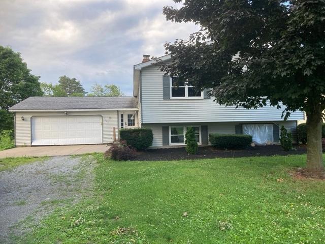 1961 Hannon Rd, Erie, PA 16510