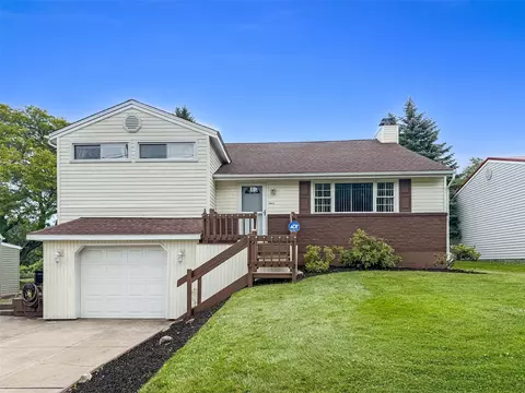 4119 Essex Ave, Erie, PA 16504