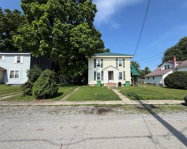 318-320 N Mercer St, Linesville, PA 16424