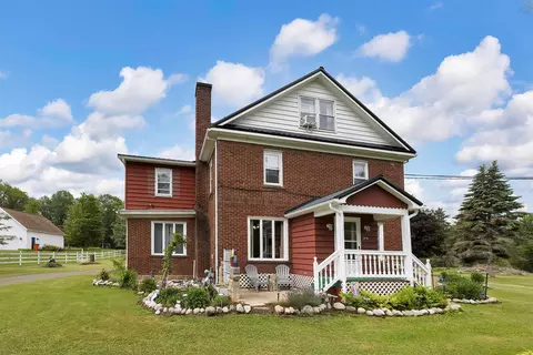 2976 Clark Rd, Erie, PA 16510