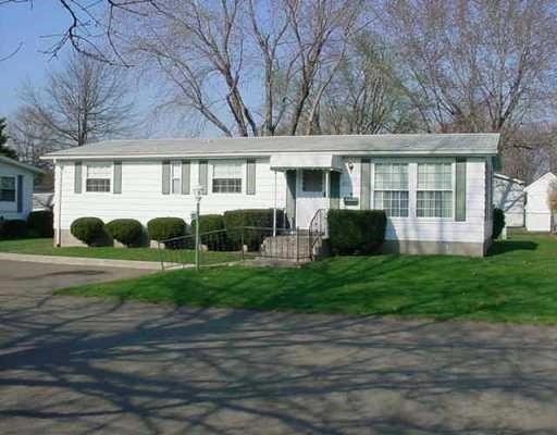 2717 Echo Ln, Millcreek, PA 16506