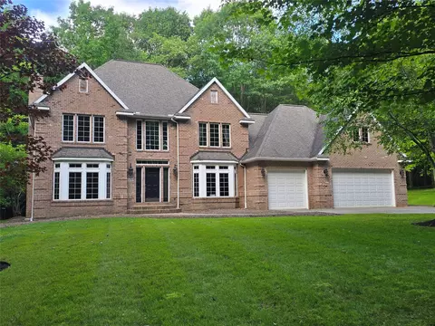 1600 Timber Dr, Cambridge Springs, PA 16403