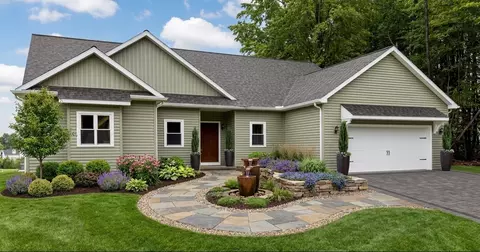7370 Korin Xing #95, Fairview, PA 16415