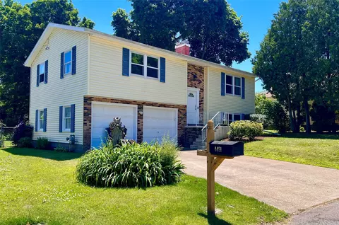 4451 W 28th St, Erie, PA 16506